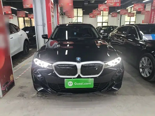 BMW i3 — Фото автомобиля 2