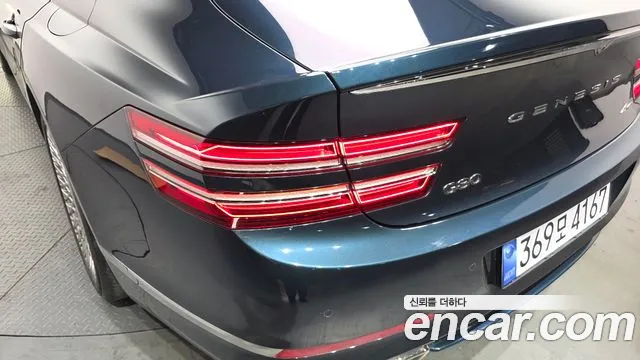 Genesis G80 Бензин 2.5 турбо AWD — Фото автомобиля 17