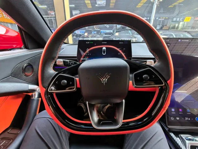 Hozon Neta GT — Фото автомобиля 10