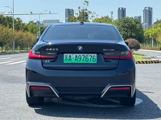 BMW i3 — Фото автомобиля 8