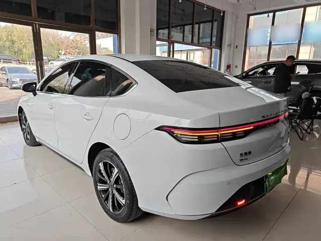 BYD Destroyer 05 — Фото автомобиля 4