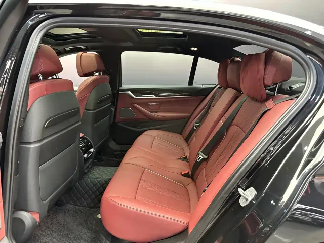 BMW 5 Series — Фото автомобиля 6
