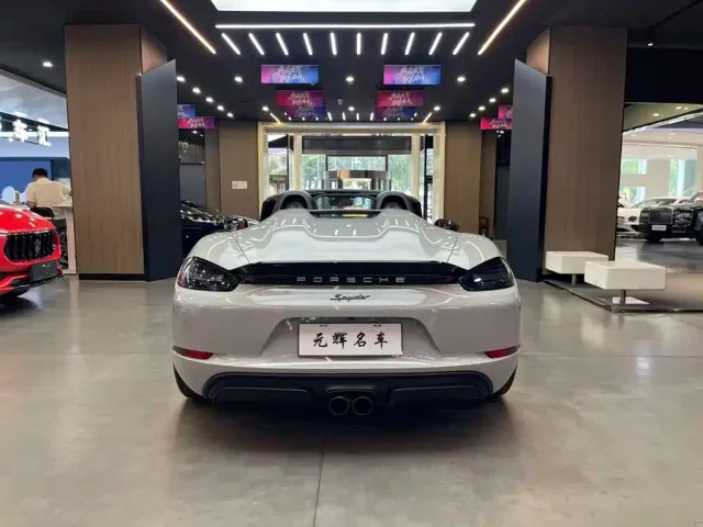 Porsche 718 — Фото автомобиля 21
