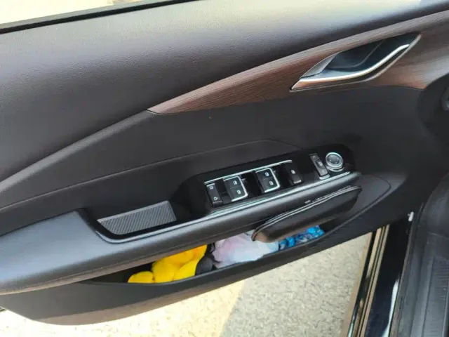 Wuling Starlight — Фото автомобиля 7