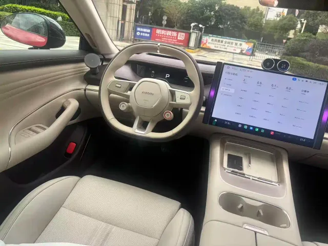 Xiaomi SU7 — Фото автомобиля 5