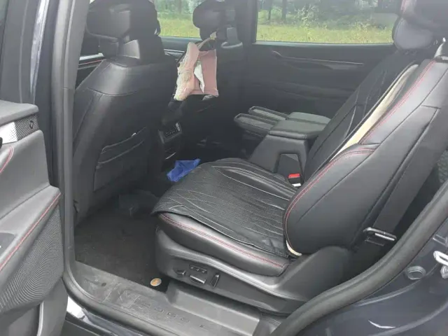 Ford Edge — Фото автомобиля 11