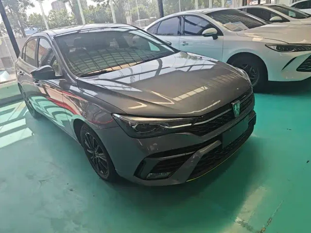 Roewe i5 — Фото автомобиля 3