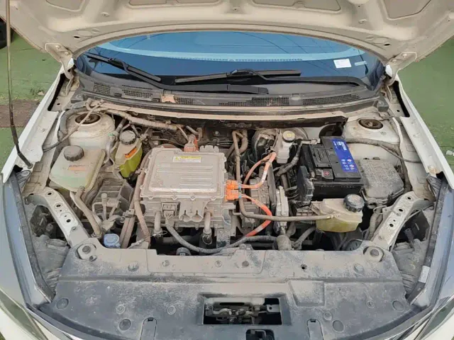 Dongfeng Fengshen E70 — Фото автомобиля 19