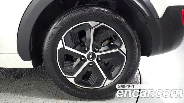 Kia Niro The All New Niro — Фото автомобиля 6