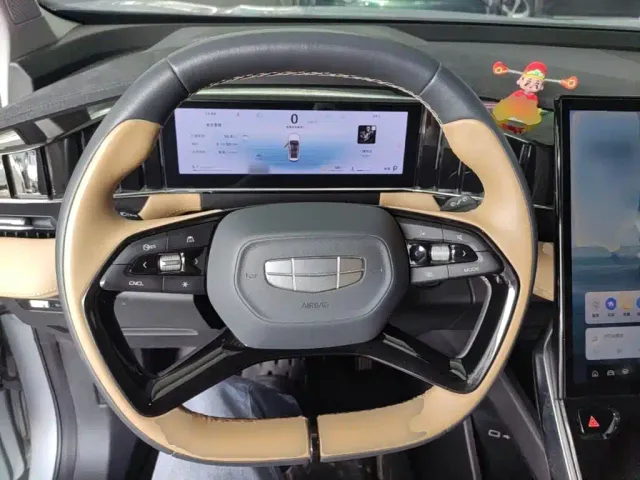 Geely Boyue L — Фото автомобиля 10