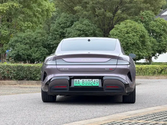 Xiaomi SU7 — Фото автомобиля 5