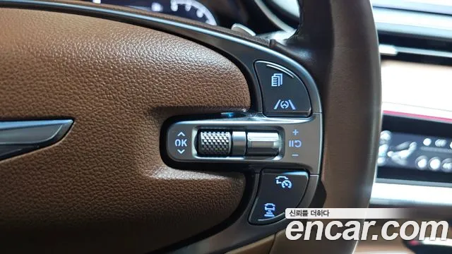 Genesis GV70 — Фото автомобиля 27