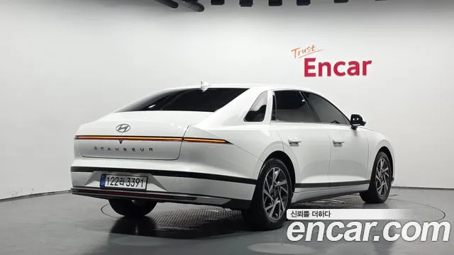 Фотография автомобиля — Hyundai Grandeur GN7