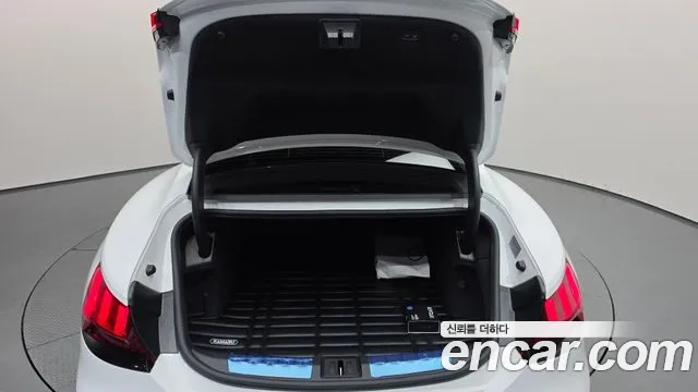 Audi e-tron GT — Фото автомобиля 26