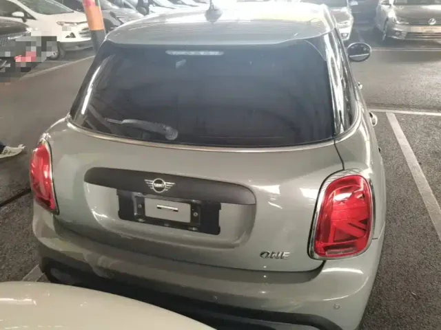 MINI Hatch — Фото автомобиля 5