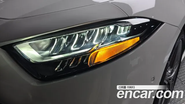 Mercedes-Benz CLS-Class — Фото автомобиля 22