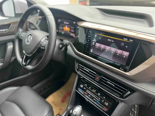 Volkswagen Tharu — Фото автомобиля 12