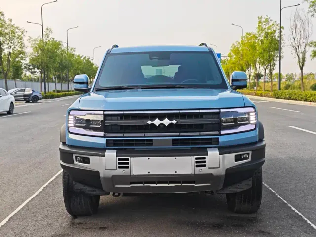 BYD FangChengBao Leopard 5 — Фото автомобиля 2