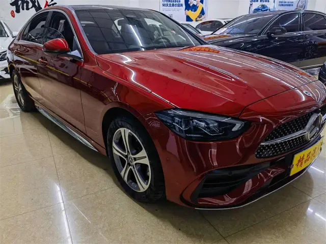 Mercedes-Benz C-Class — Фото автомобиля 3