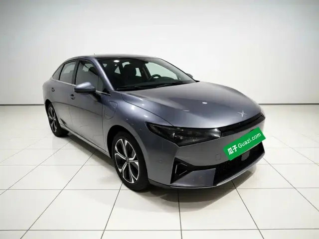 Xpeng P5 — Фото автомобиля 3