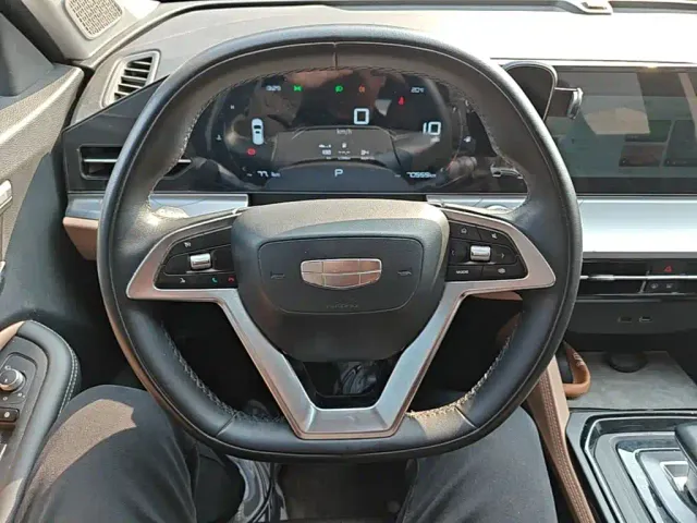 Geely Haoyue PRO — Фото автомобиля 10