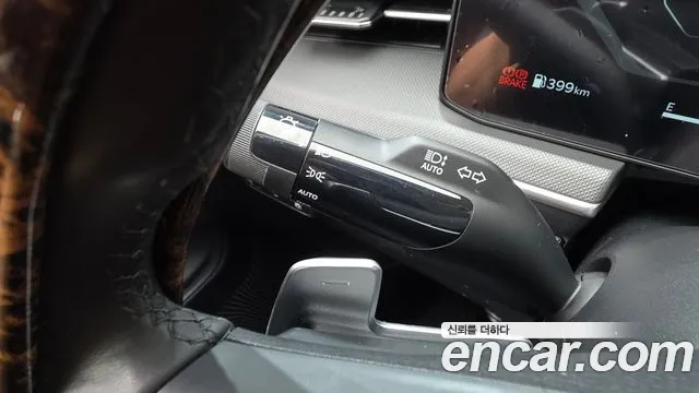 Kia K5 Новый K5 3 поколение 2.0 LPi(Для проката) — Фото автомобиля 26