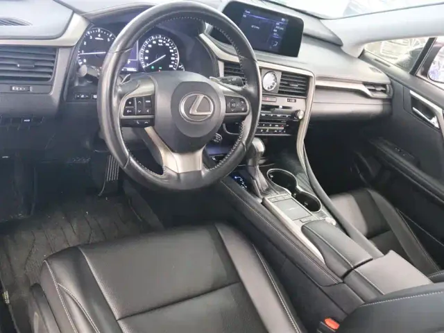 Lexus RX — Фото автомобиля 11