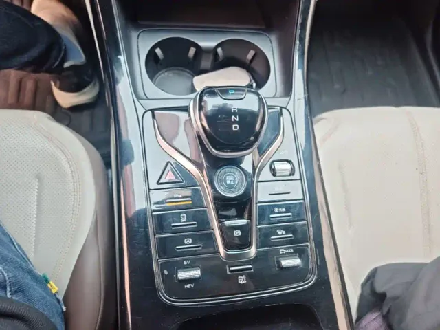 BYD Qin PLUS — Фото автомобиля 13
