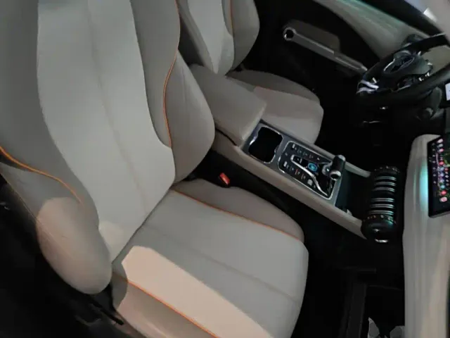 BYD Yuan PLUS — Фото автомобиля 24