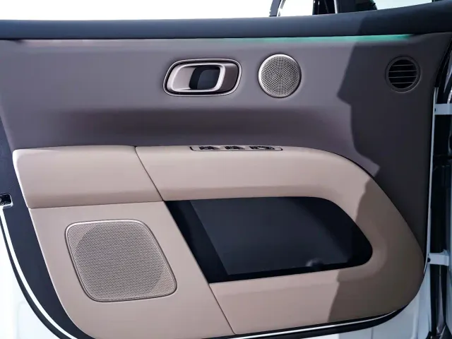 Li Auto i6 — Фото автомобиля 10