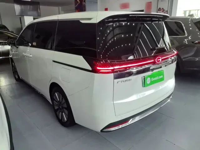 GAC Trumpchi E8 — Фото автомобиля 4