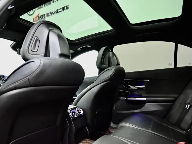 Mercedes-Benz C-Class — Фото автомобиля 13