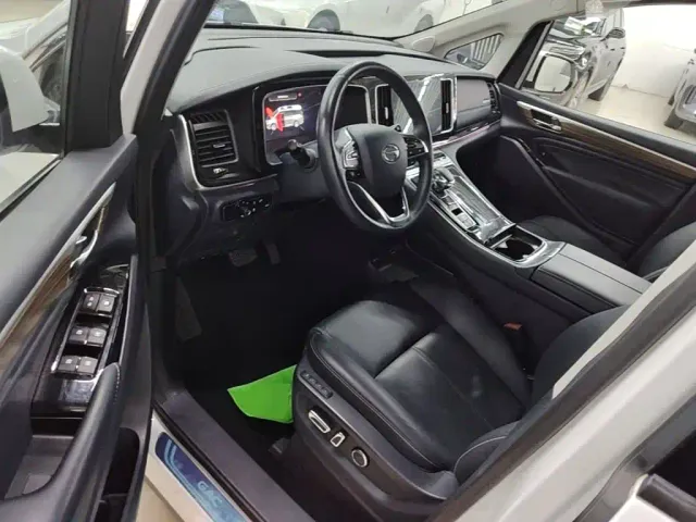 GAC Trumpchi M8 — Фото автомобиля 15