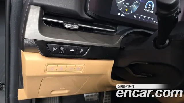 Kia Canival — Фото автомобиля 24