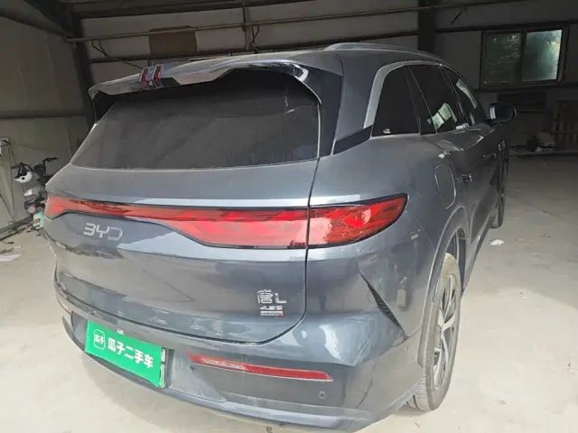 BYD Tang L — Фото автомобиля 6