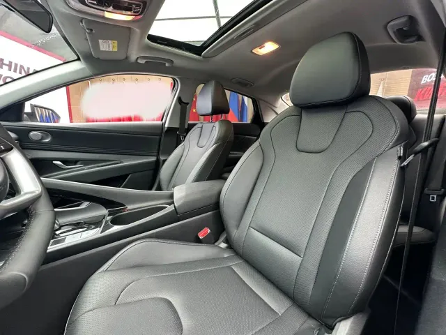 Hyundai Elantra — Фото автомобиля 9