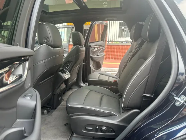 Buick Enclave — Фото автомобиля 15