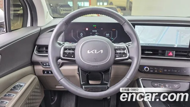 Kia Carnival Generation 4 — Фото автомобиля 13
