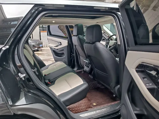 Land Rover Range Rover Evoque — Фото автомобиля 12