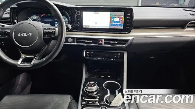 Kia K5 Generation 3 — Фото автомобиля 13
