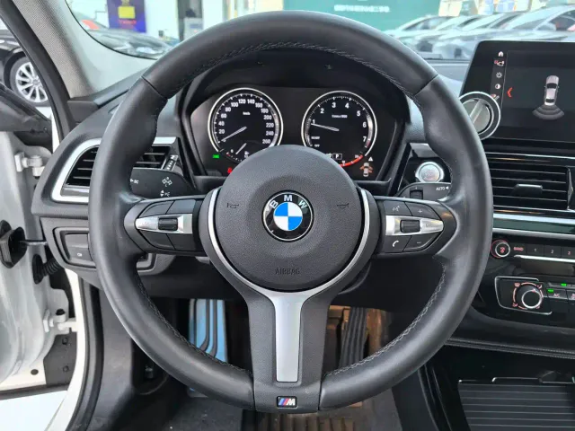 BMW 1 Series — Фото автомобиля 8