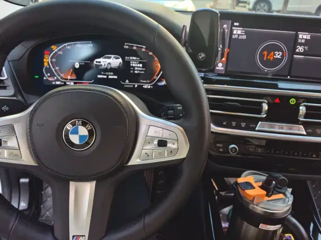 BMW X3 — Фото автомобиля 12