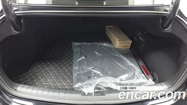 Hyundai Grandeur Exclusive — Фото автомобиля 20