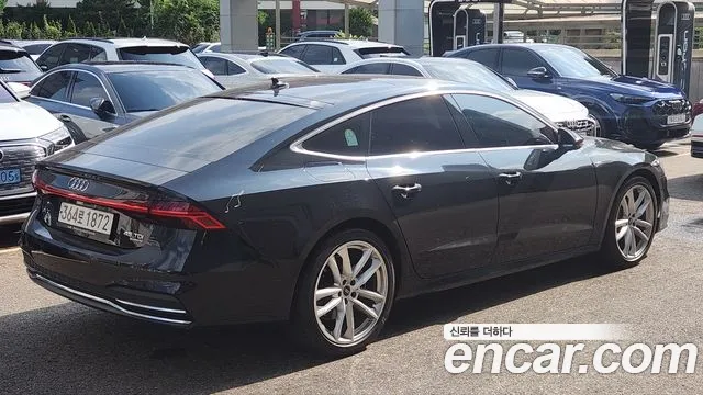 Audi A7 — Фото автомобиля 5