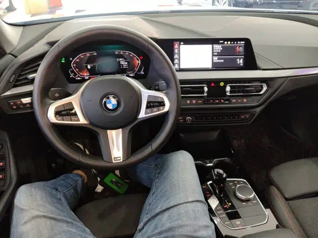 BMW 2 Series — Фото автомобиля 3