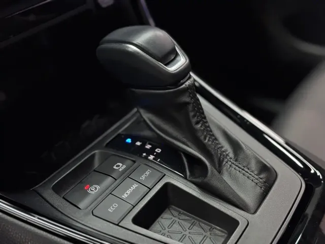 Toyota Wildlander — Фото автомобиля 15