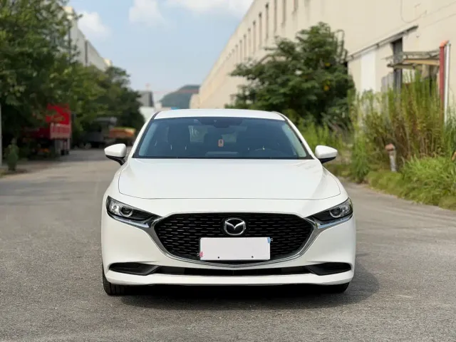 Mazda Axela — Фото автомобиля 2