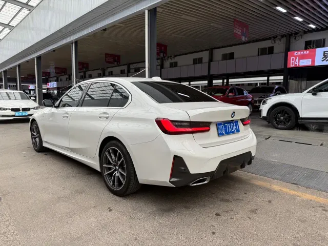 BMW 3 Series — Фото автомобиля 23