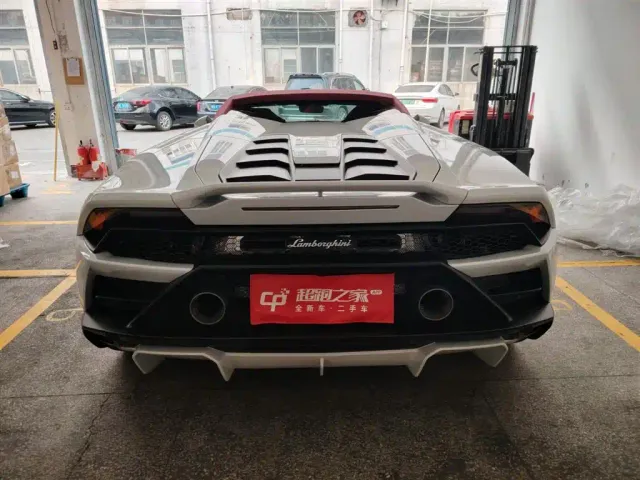 Lamborghini Huracan — Фото автомобиля 8