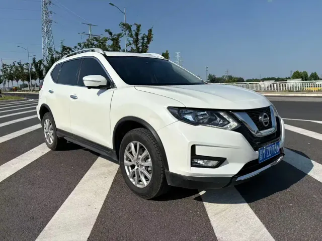 Фотография автомобиля — Nissan X-Trail
